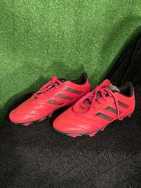 Adidas Soccer Cleats Youth Size 2 Pink Black